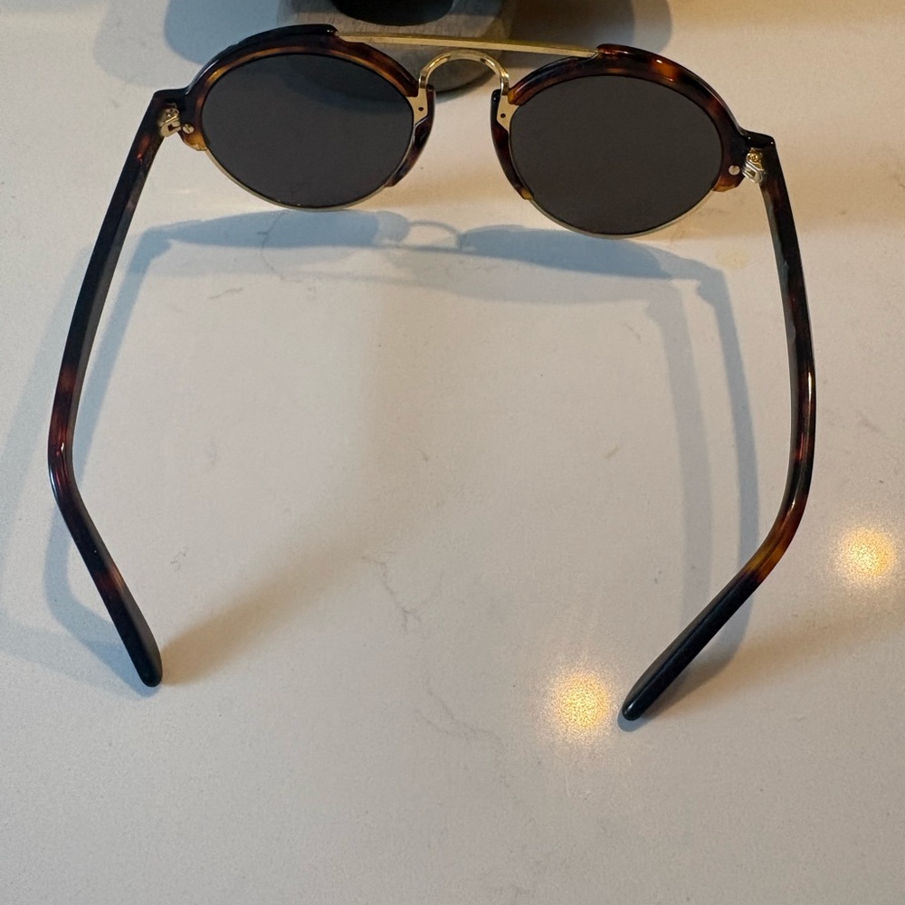 Illesteva Milan 2 Tortoiseshell Round Sunglasses. - Picture 5 of 11
